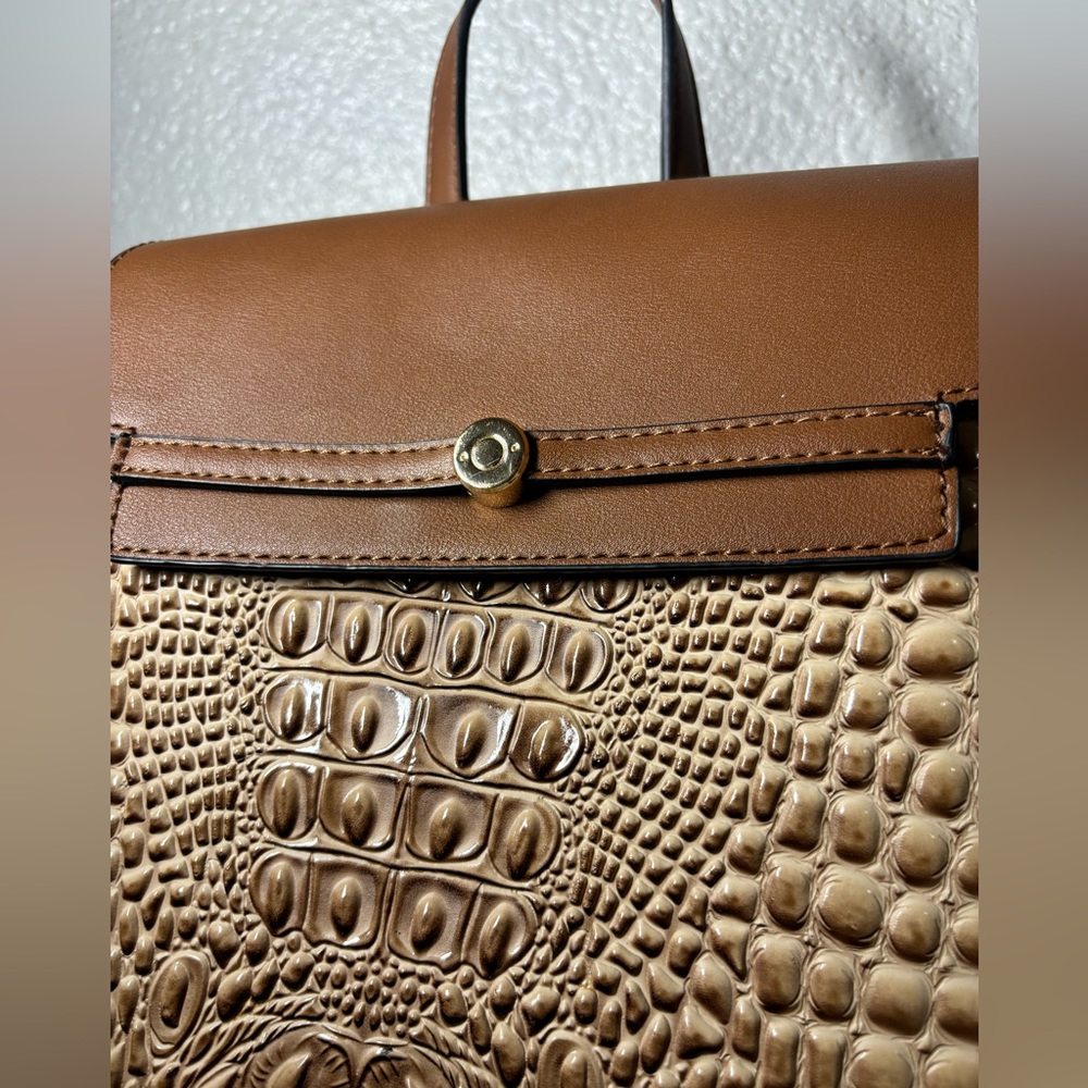 Medium Backpack - Picture 2 of 3